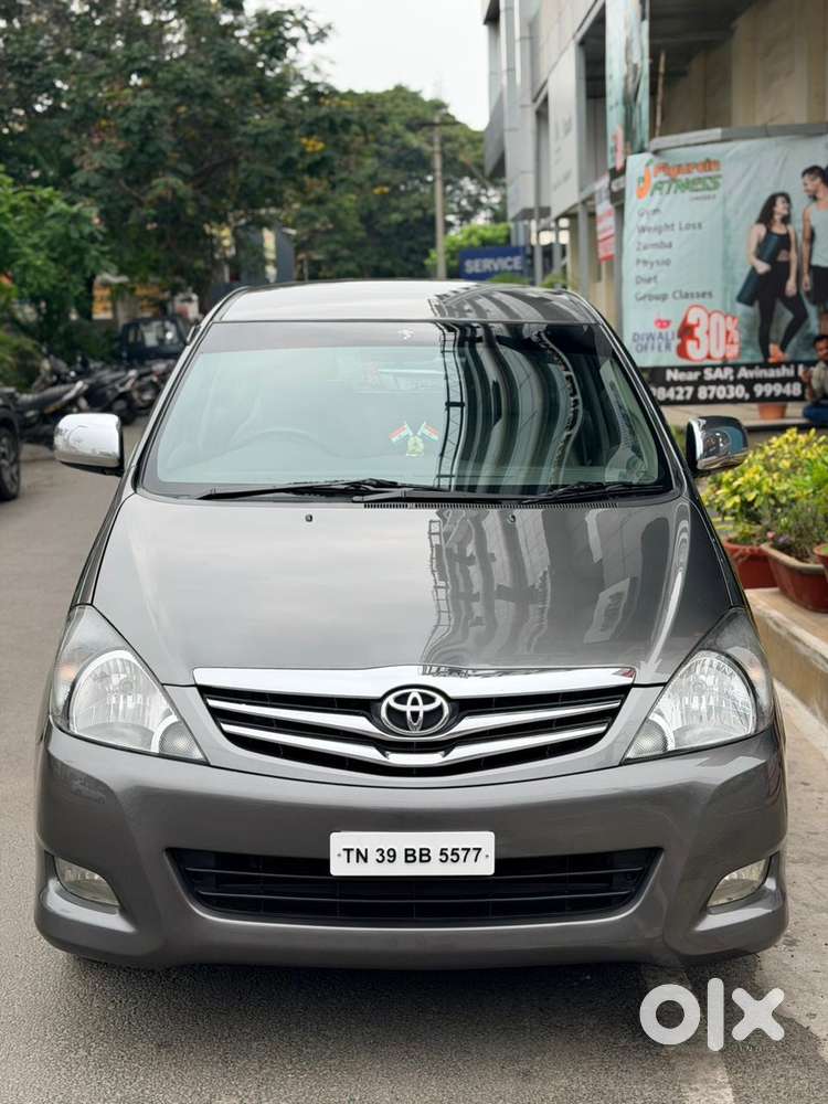 Toyota Innova 2.5 V 7 Str, 2010, Diesel