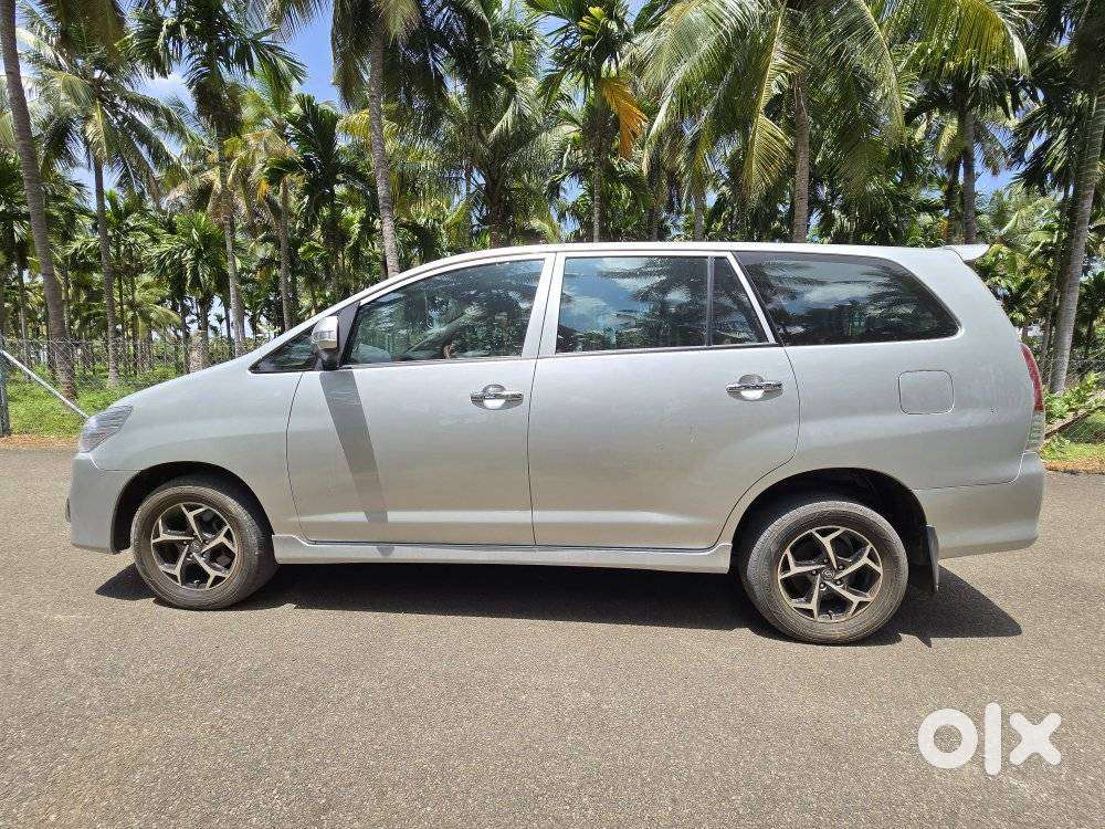 Toyota Innova 2.0 Gx 8 Str, 2011, Diesel