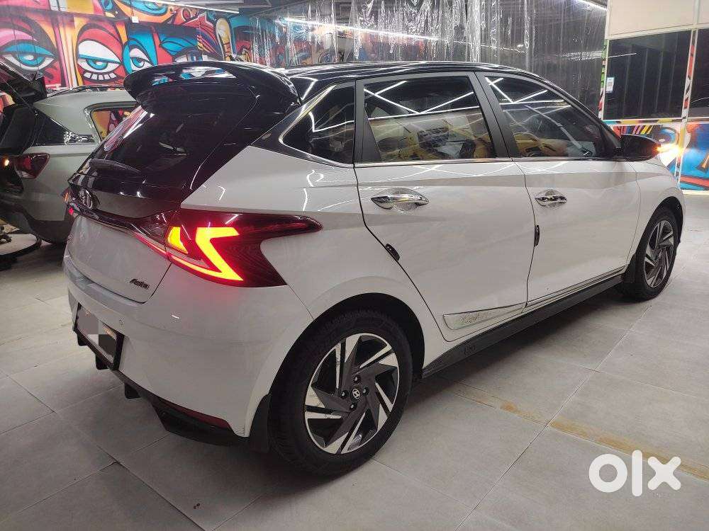 Hyundai I20 Asta (o) 1.2 Mt, 2023, Petrol