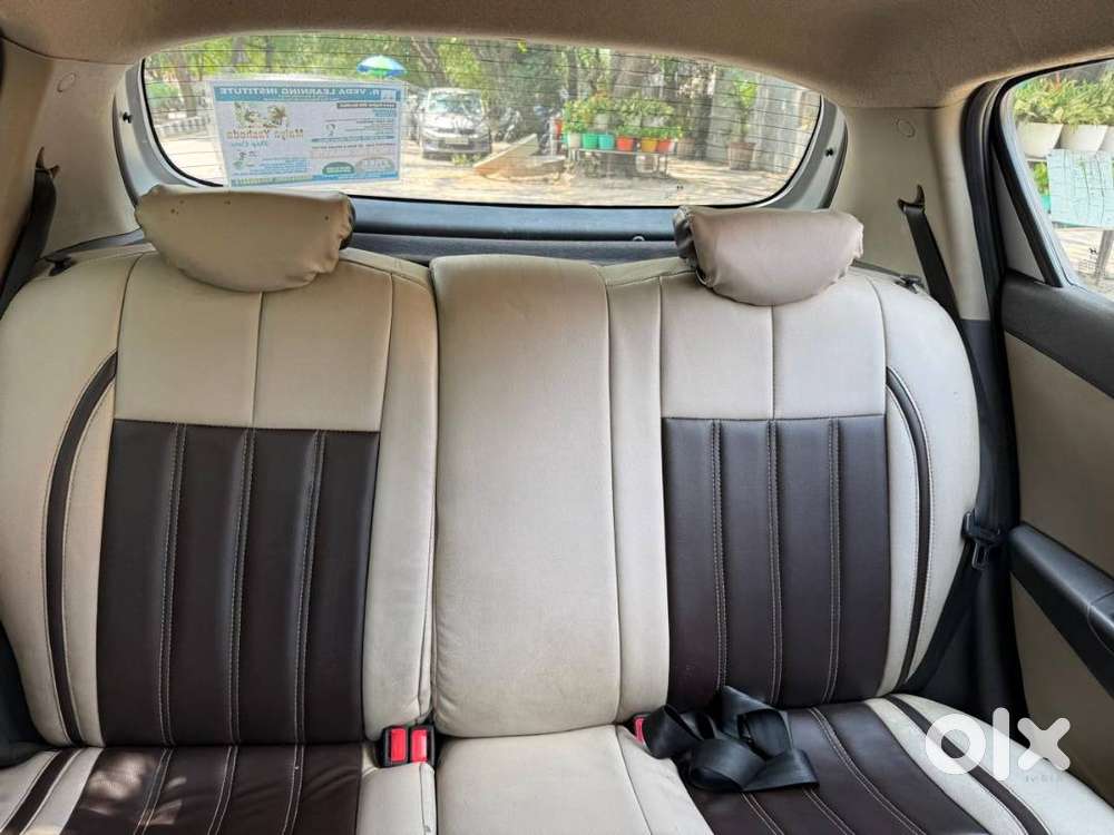 Hyundai I20 Sportz Petrol  42,000 Km  Single Owner  Good Condition