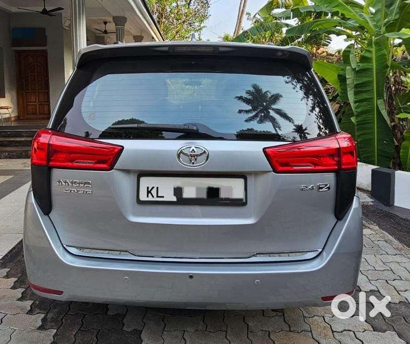 Toyota Innova Crysta 2.4 Gx Mt, 2017, Diesel