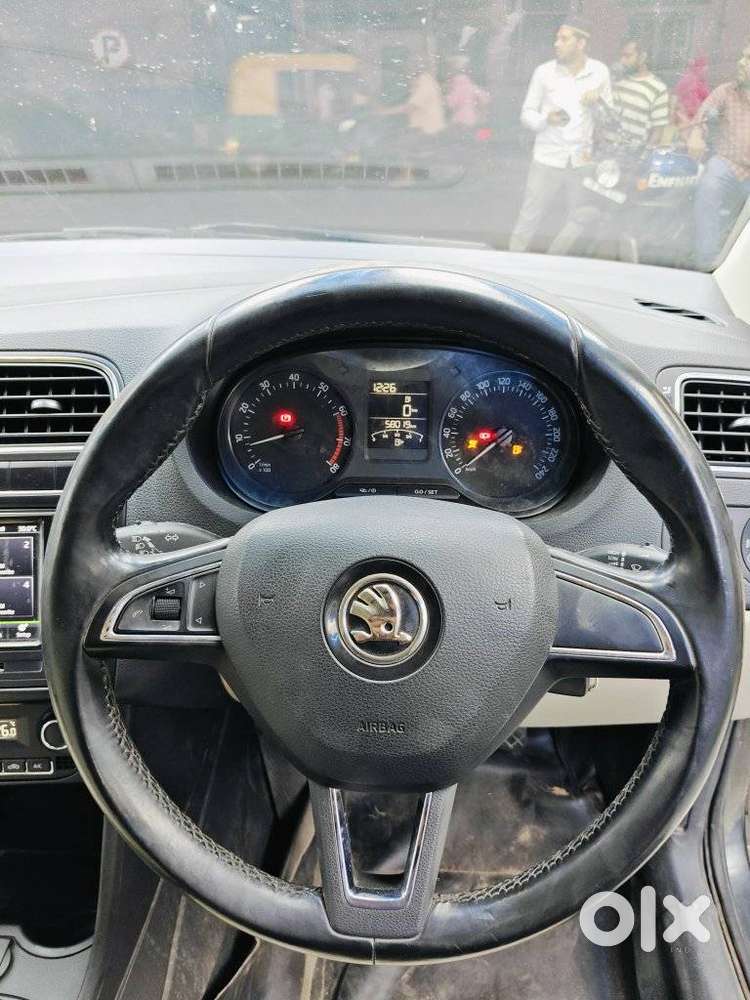 Skoda Rapid 1.6 Mpi Style, 2018, Petrol