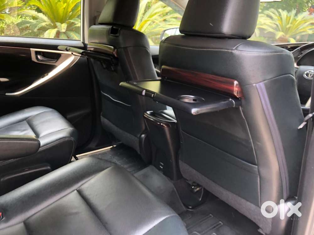 Toyota Innova Crysta [2020-ongoing] 2.4 Zx 7 Str, 2023, Diesel