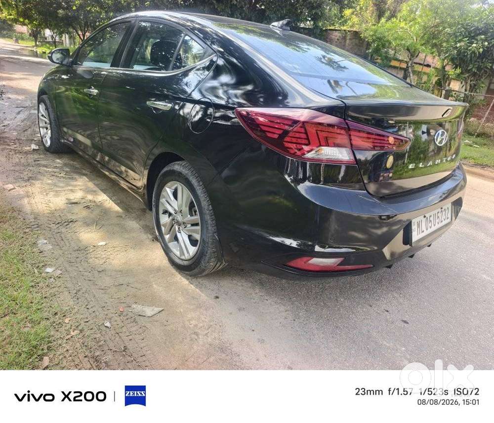 Hyundai Elantra Facelift, 2019, Petrol