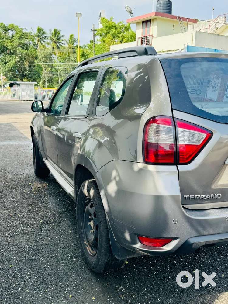 Nissan Terrano Diesel 2015 Car