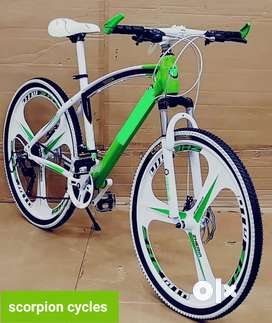 Cycle with deals alloy wheels