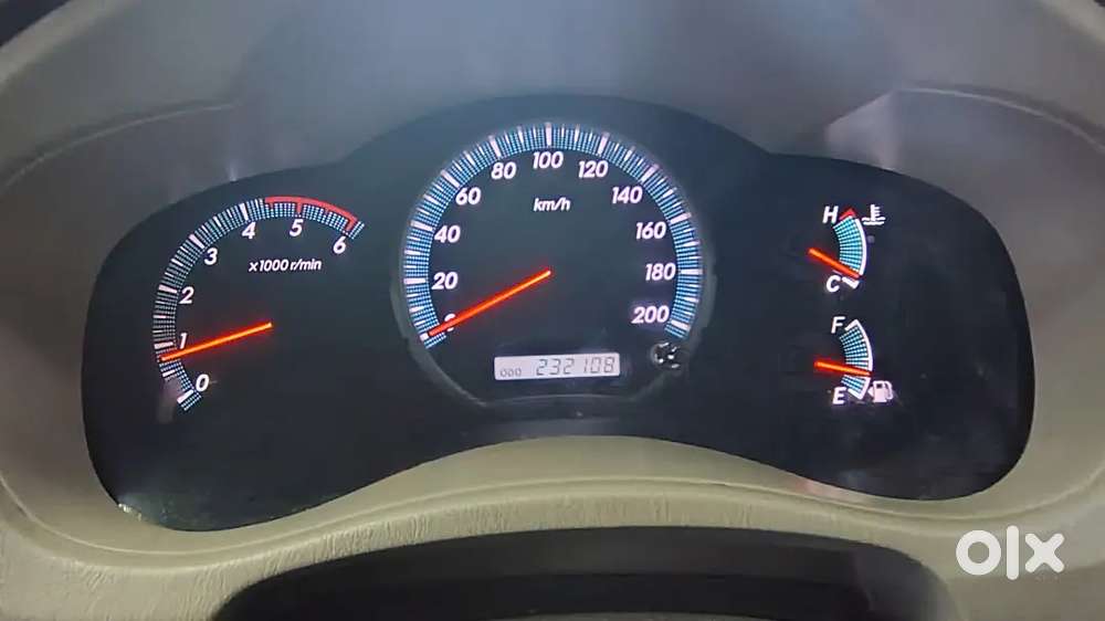 Toyota Innova Diesel 2012