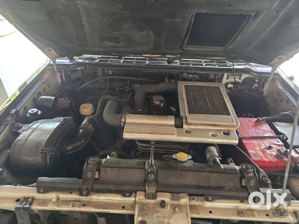 2011 Model Mitsubishi Pajero Sfx 4x4