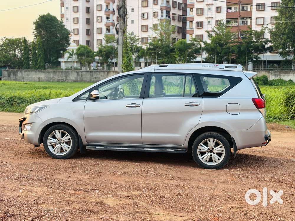 Toyota Innova Crysta 2.8 Z, 2017, Diesel