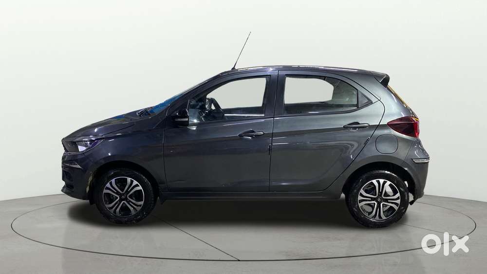 Tata Tiago 1.2 Revotron Xta, 2024, Petrol