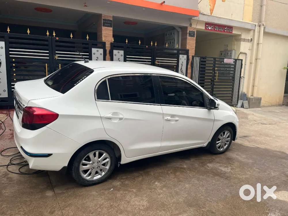 Very Good Condition Emergency Selling Very Price Is Slow