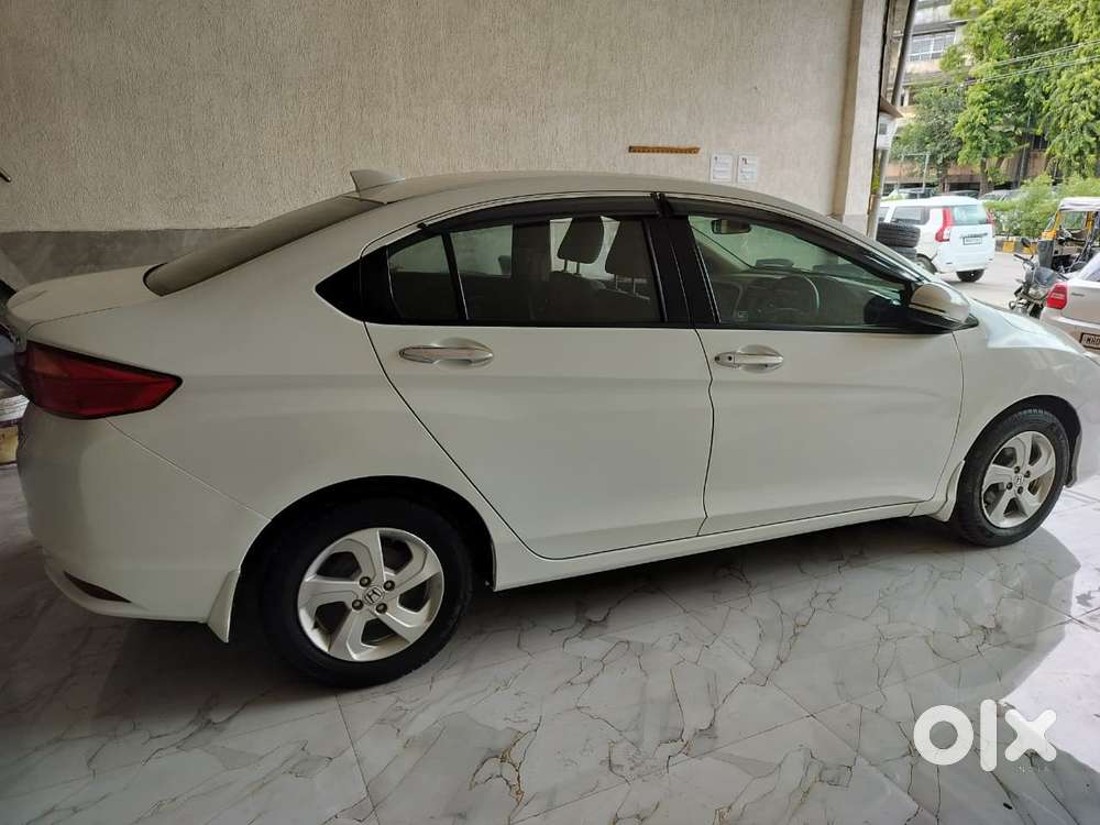 Honda City I-vtec V, 2017, Petrol