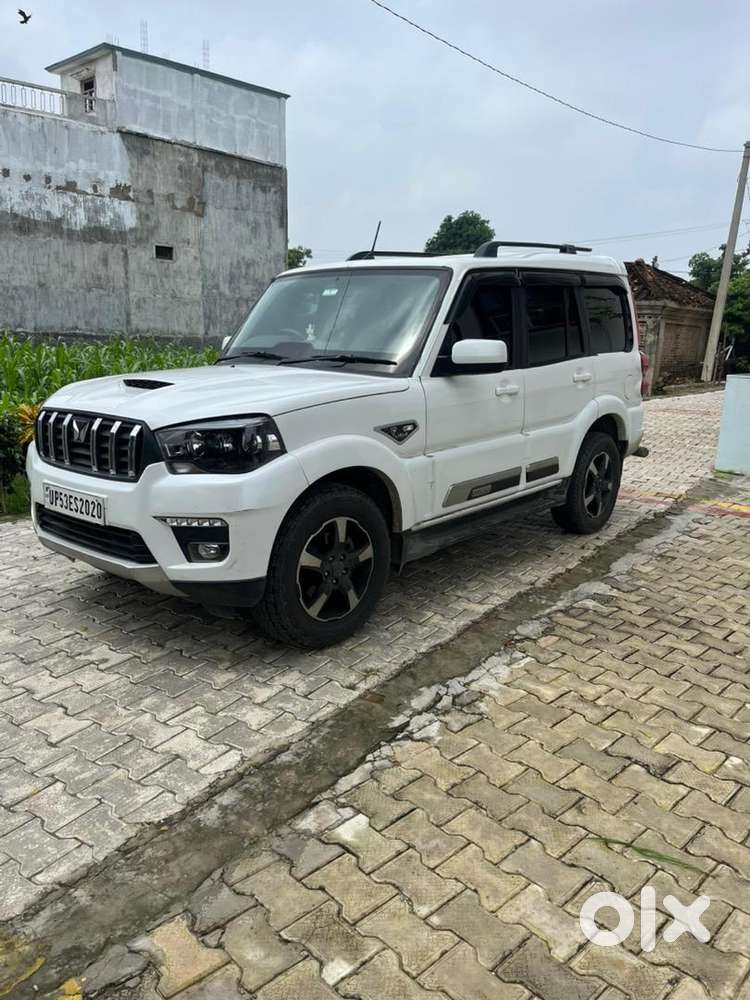 Mahindra Scorpio Classic 2023 Diesel 100000 Km Driven