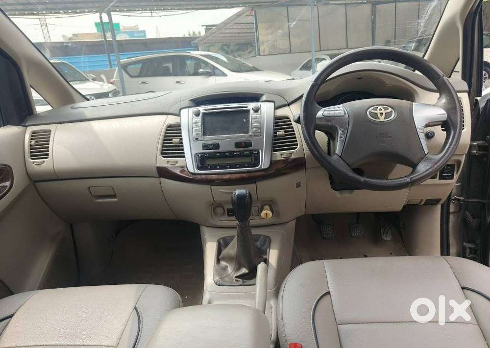 Toyota Innova 2.5 Vx 7 Str, 2014, Diesel