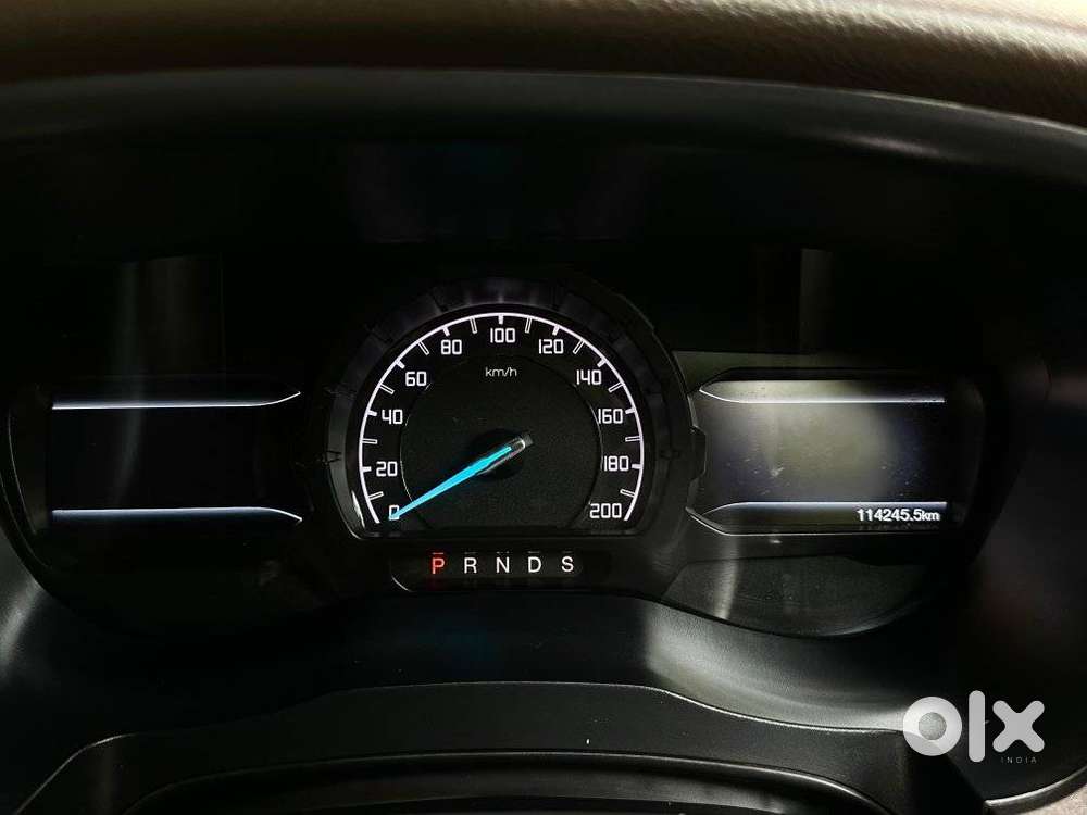 Ford Endeavour 2.2 Titanium At 4x2, 2016, Diesel