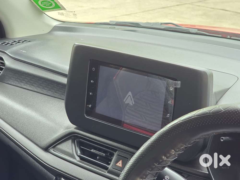 Maruti Suzuki New-gen Swift Zxi, 2025, Petrol