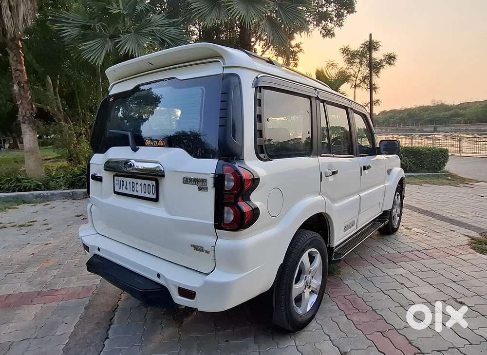 Mahindra Scorpio Classic 2.2 S 11 Mt 7 Str, 2022, Diesel