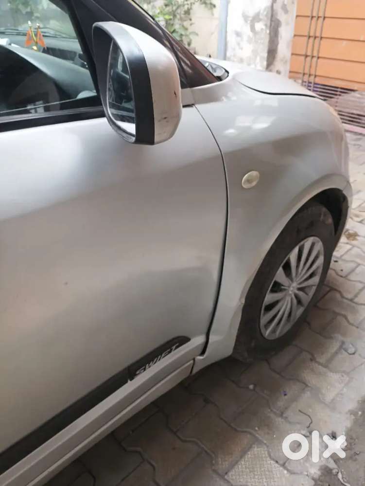 Maruti Suzuki Swift 2007 Cng & Hybrids 199999 Km Driven
