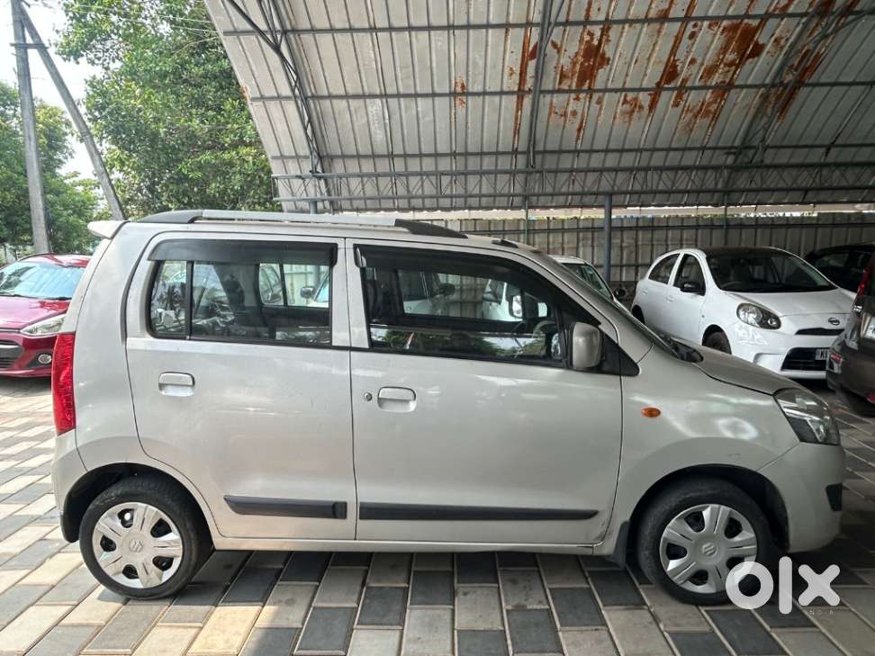 Maruti Suzuki Wagon R Amt Vxi, 2017, Petrol