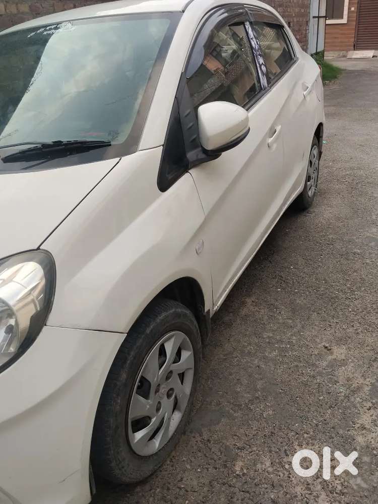 Honda Amaze Diesel 2015