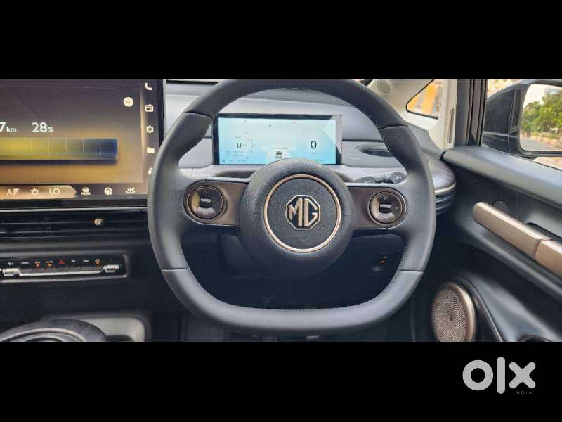 Mg Windsor Ev Essence, 2024, Electric