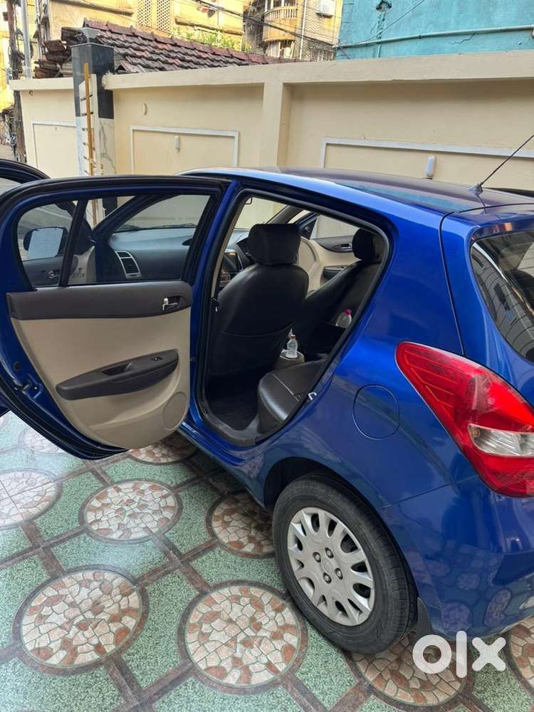 Hyundai Petrol Manual 2010 Magna