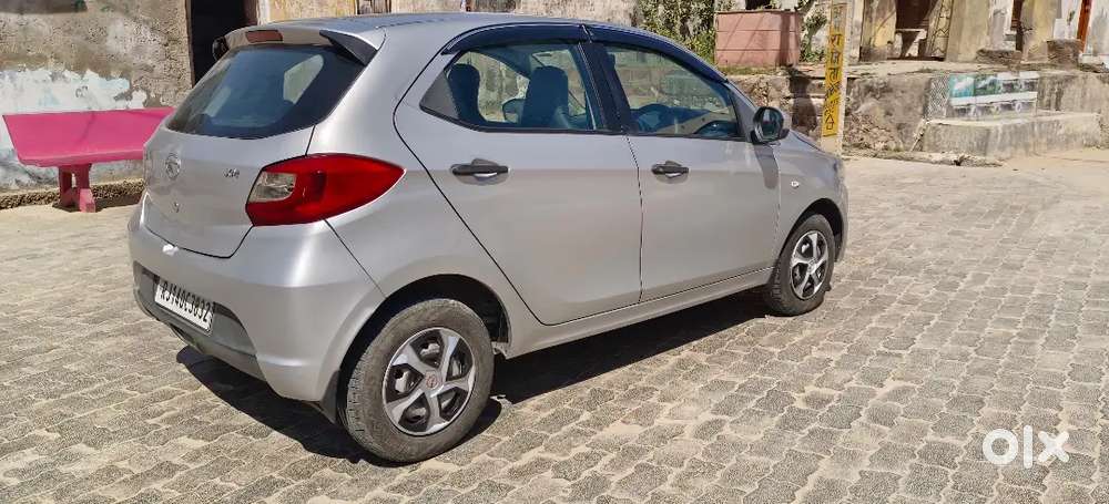Tata Tiago 2016 Petrol 67000 Km Driven