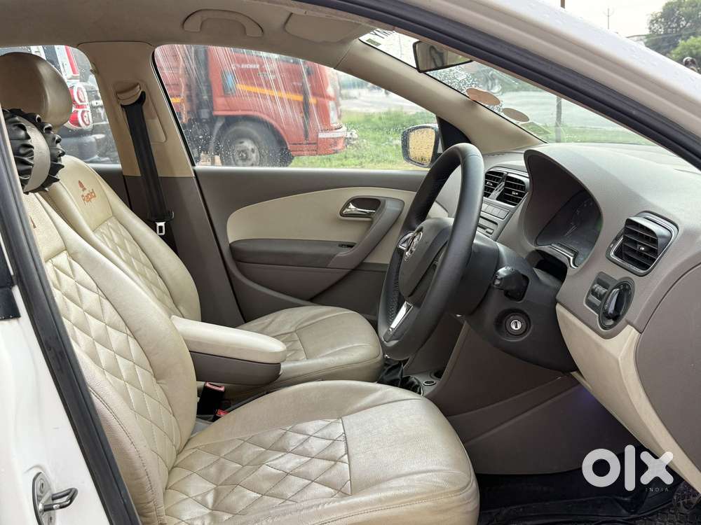 Skoda Rapid 1.6 Mpi Ambition, 2014, Petrol