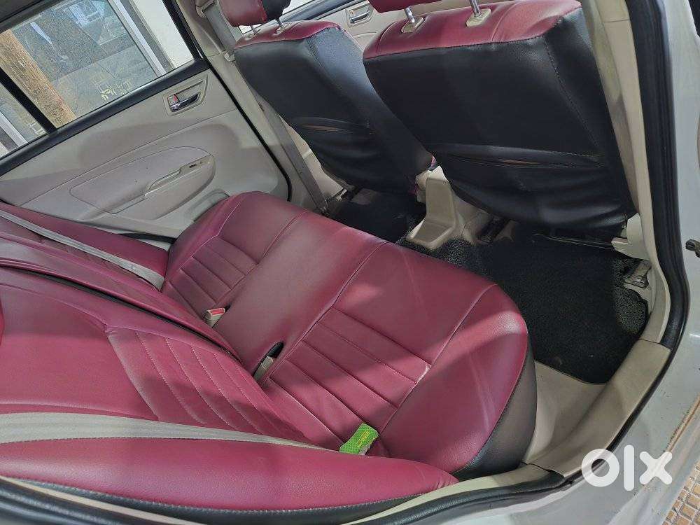 Maruti Suzuki Swift Dzire 1.2 Vxi Bsiv, 2014, Petrol