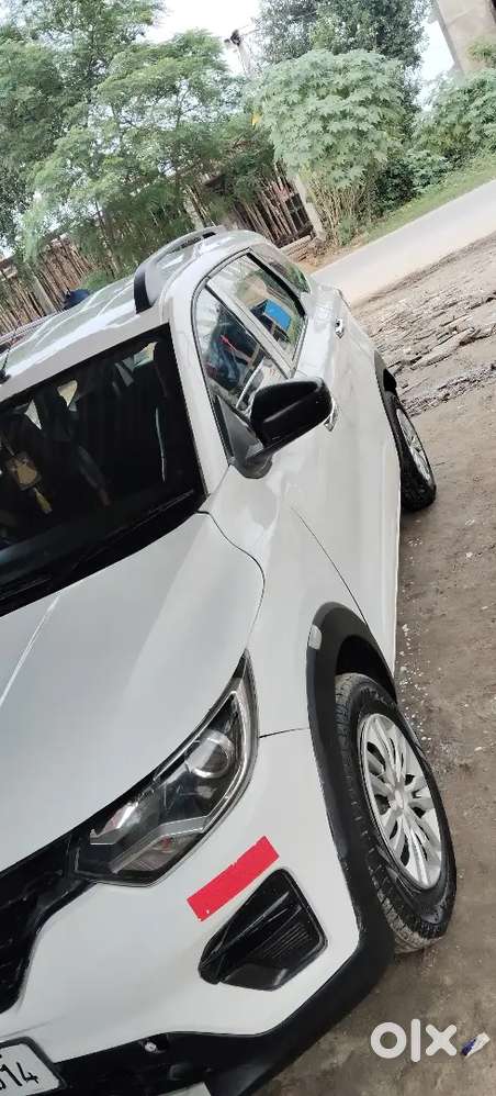 Payshe Ki Sakt Jarurat Hay