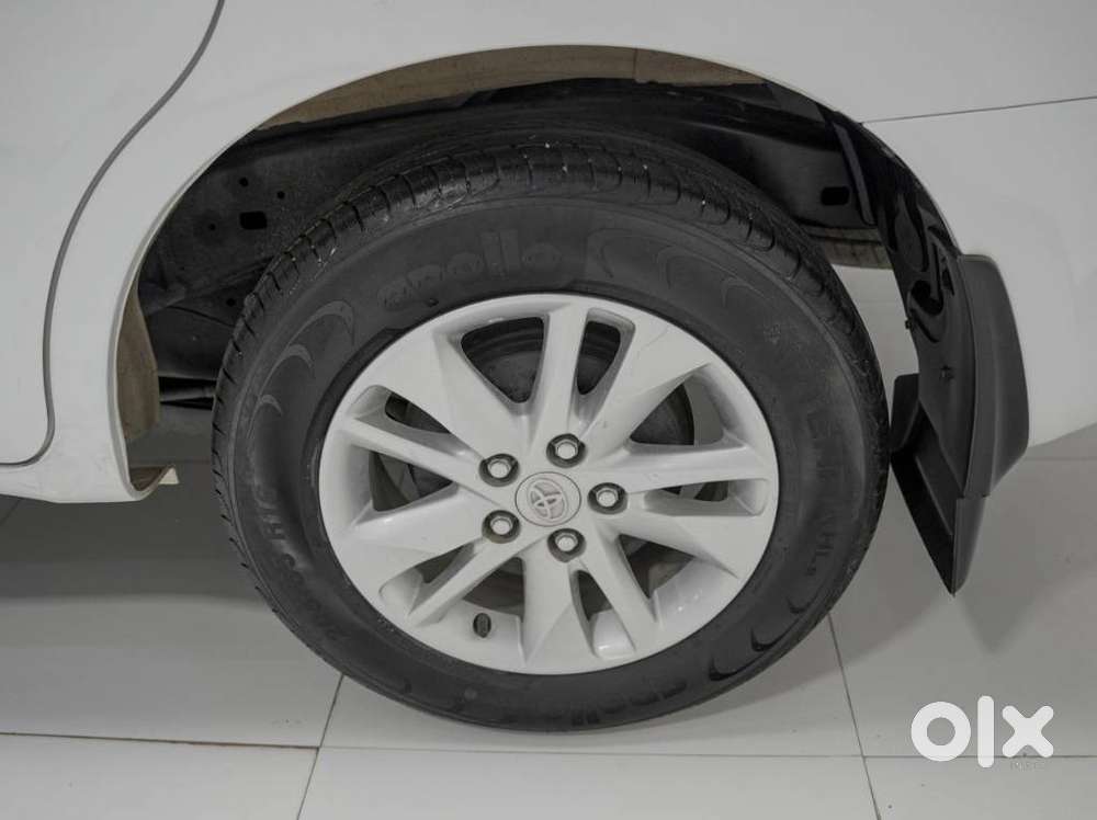 Toyota Innova Crysta 2.4 G Mt 8s, 2023, Diesel