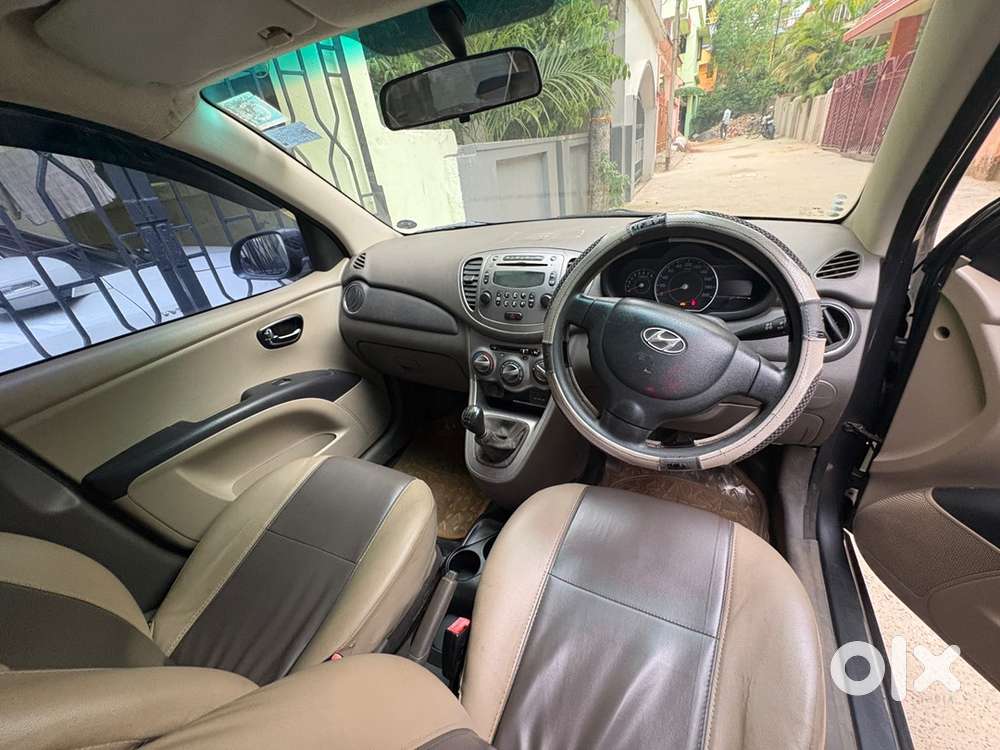Hyundai I10 Sportz 2011