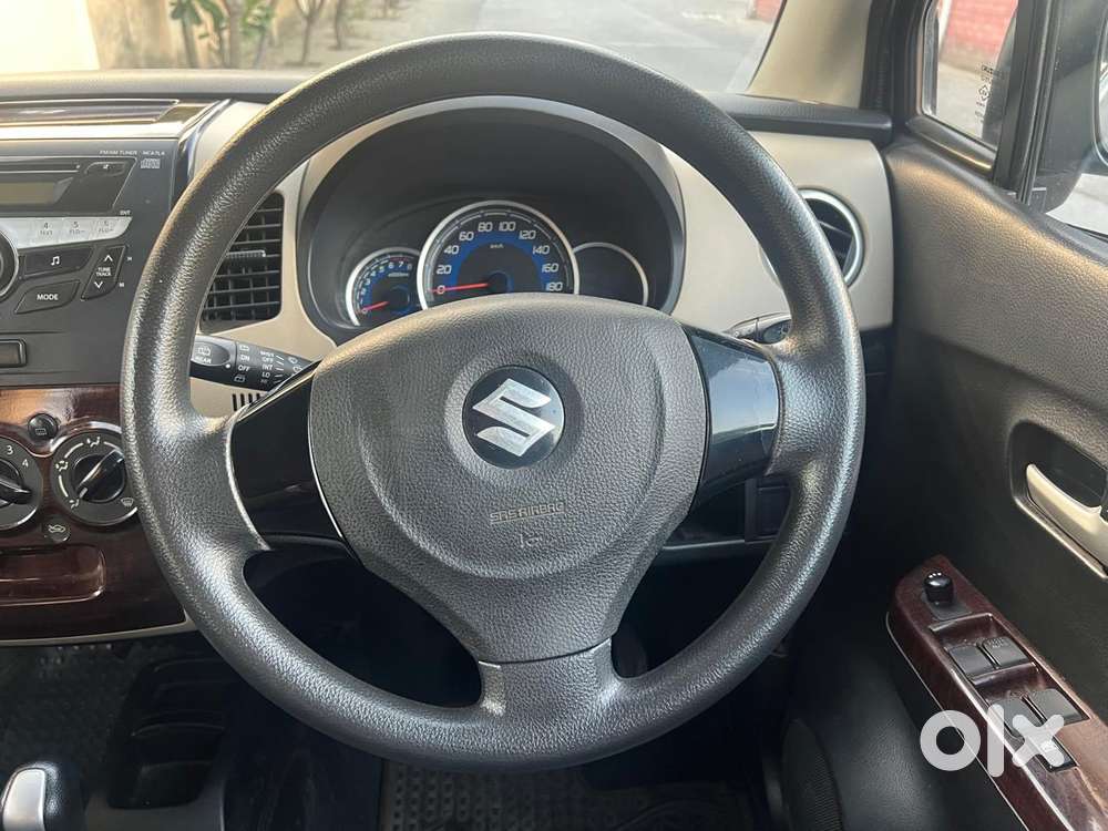 Maruti Suzuki Wagon R Vxi Optional, 2017, Petrol