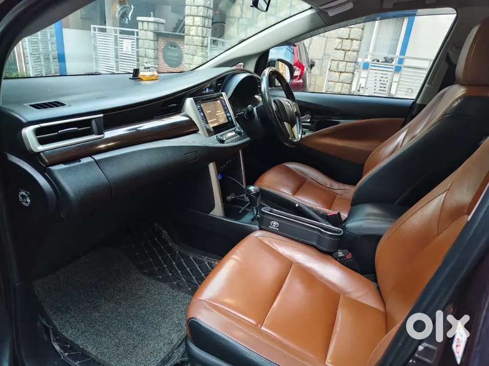 Toyota Innova Crysta 2016