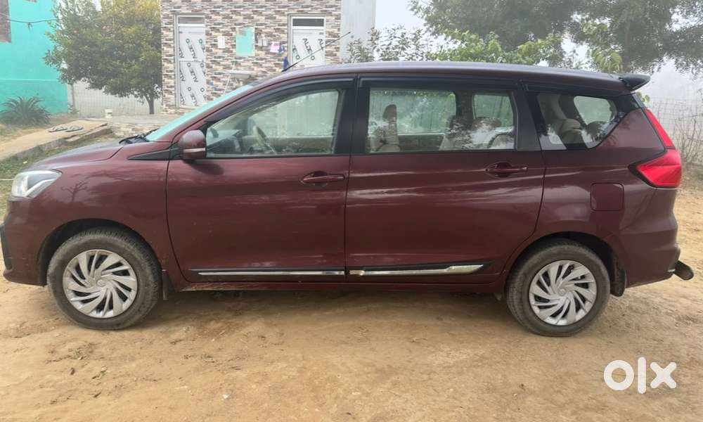 Maruti Ertiga Petrol 2022