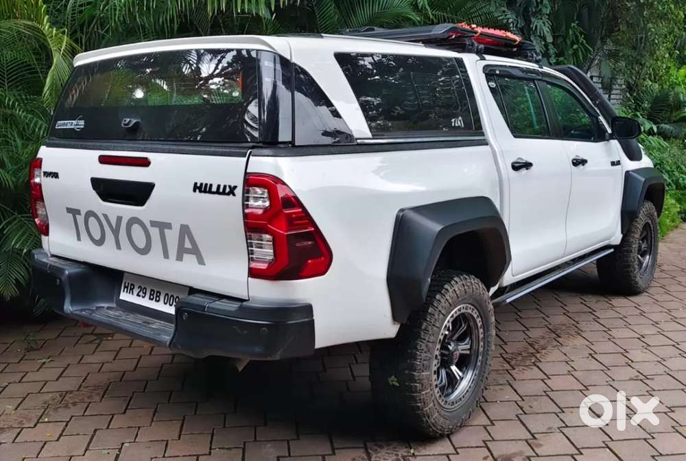 Toyota Hilux 2.8 High 4x4 Mt, 2023, Diesel