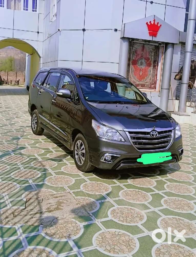 Toyota Innova 2016 Diesel 250000 Km Driven