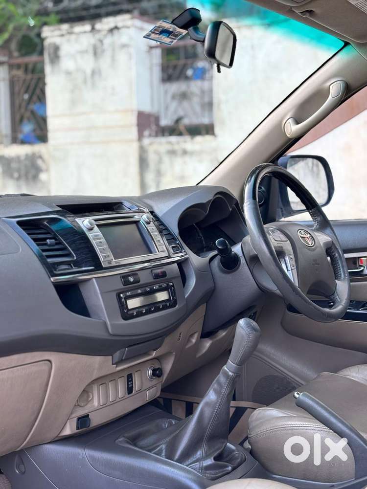 Toyota Fortuner 2011-2016 4x2 Manual, 2013, Diesel