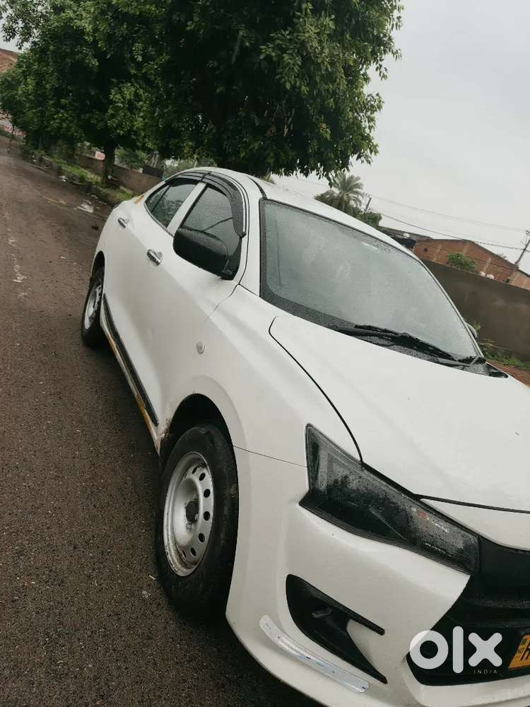 Maruti Suzuki Dzire 2026 Cng & Petrol 6300 Km Driven