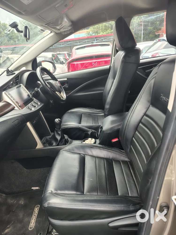 Toyota Innova Crysta 2.4 G Mt 7 Str, 2021, Diesel