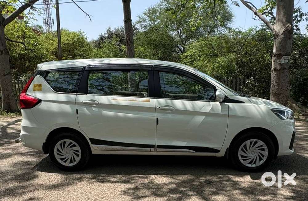Maruti Suzuki Ertiga 1.5 Vxi, 2025, Cng & Hybrids