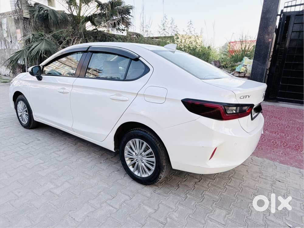 Honda City 1.5 V 5th Gen I-vtec Mt, 2022, Petrol