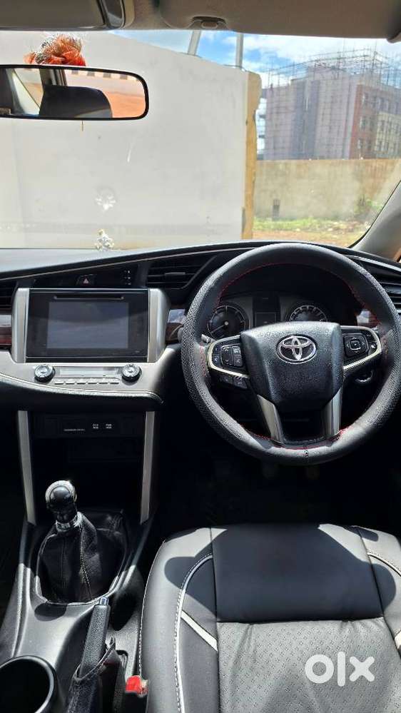 Toyota Innova Crysta 2.4 V, 2016, Diesel