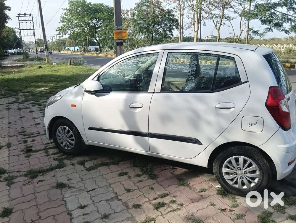Hyundai I10 Sportz At, 2014, Petrol