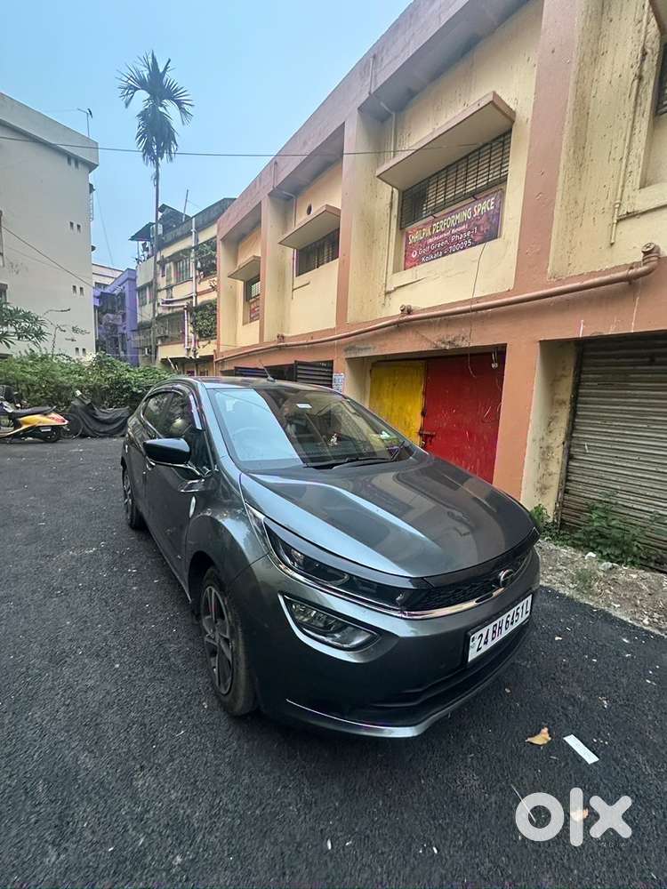 Tata Altroz Petrol 1.5 Year Petrol 16000driven