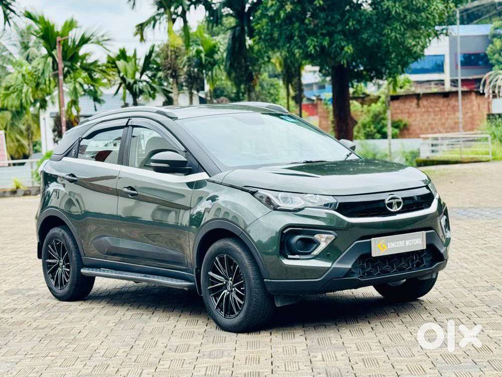Tata Nexon 1.2 Revotron Xma Amt (s), 2023, Petrol
