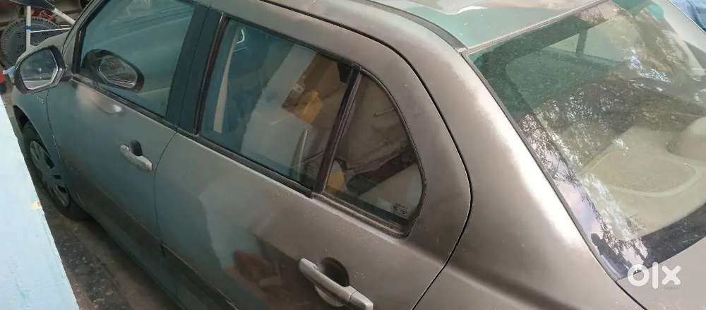 Dzire Vdi Hia 2013 _ 2014 Model Hai Average Accha Hai 22 - 24