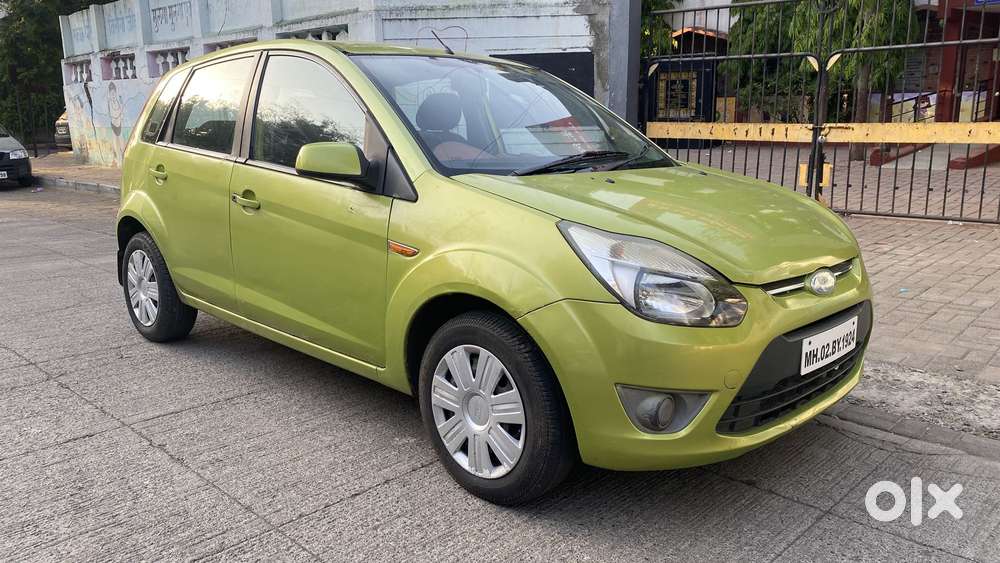 Ford Figo 2010-2012 Petrol Titanium, 2010, Petrol