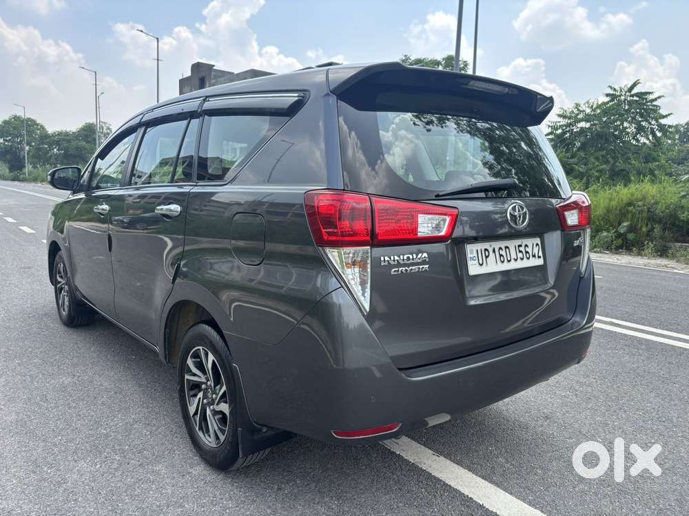 Toyota Innova Crysta 2.4 Gx Limited Edition At 7 Str, 2022, Diesel