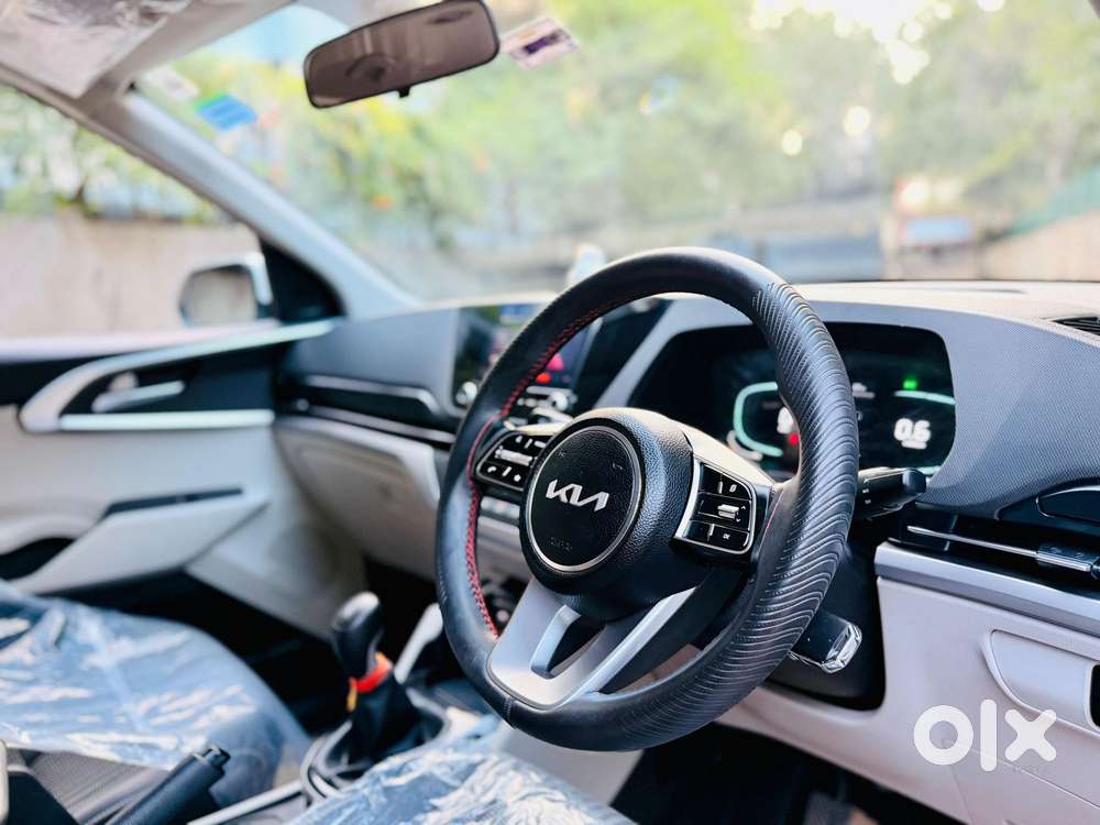Kia Carens 1.4 Prestige 7 Str, 2024, Petrol